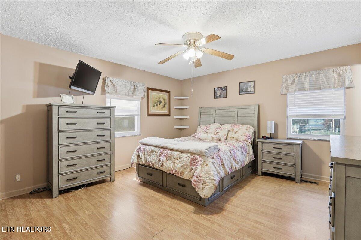 853 Walker Springs Road Knoxville, TN 37923 - Photo 21 of 47 Primary Bedroom
