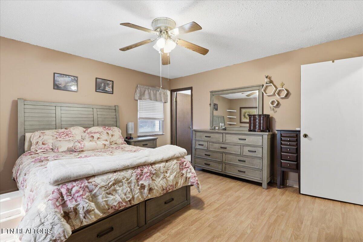 853 Walker Springs Road Knoxville, TN 37923 - Photo 22 of 47 Primary Bedroom