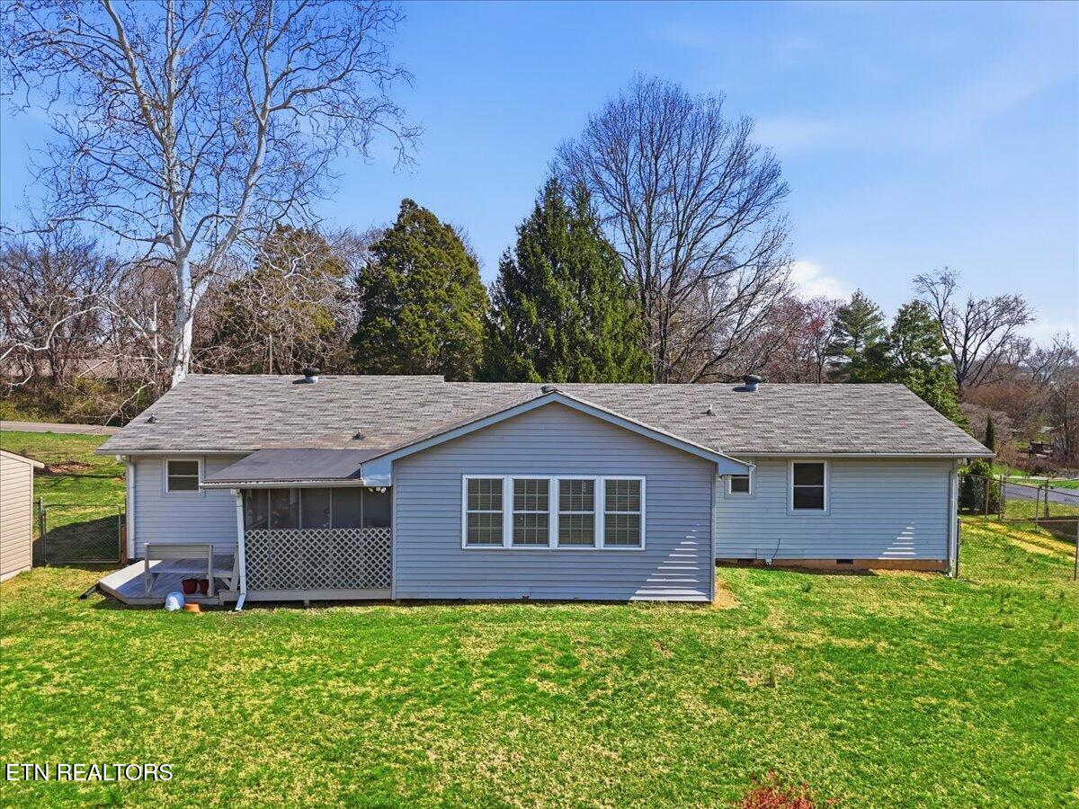 853 Walker Springs Road Knoxville, TN 37923 - Photo 30 of 47 Rear view