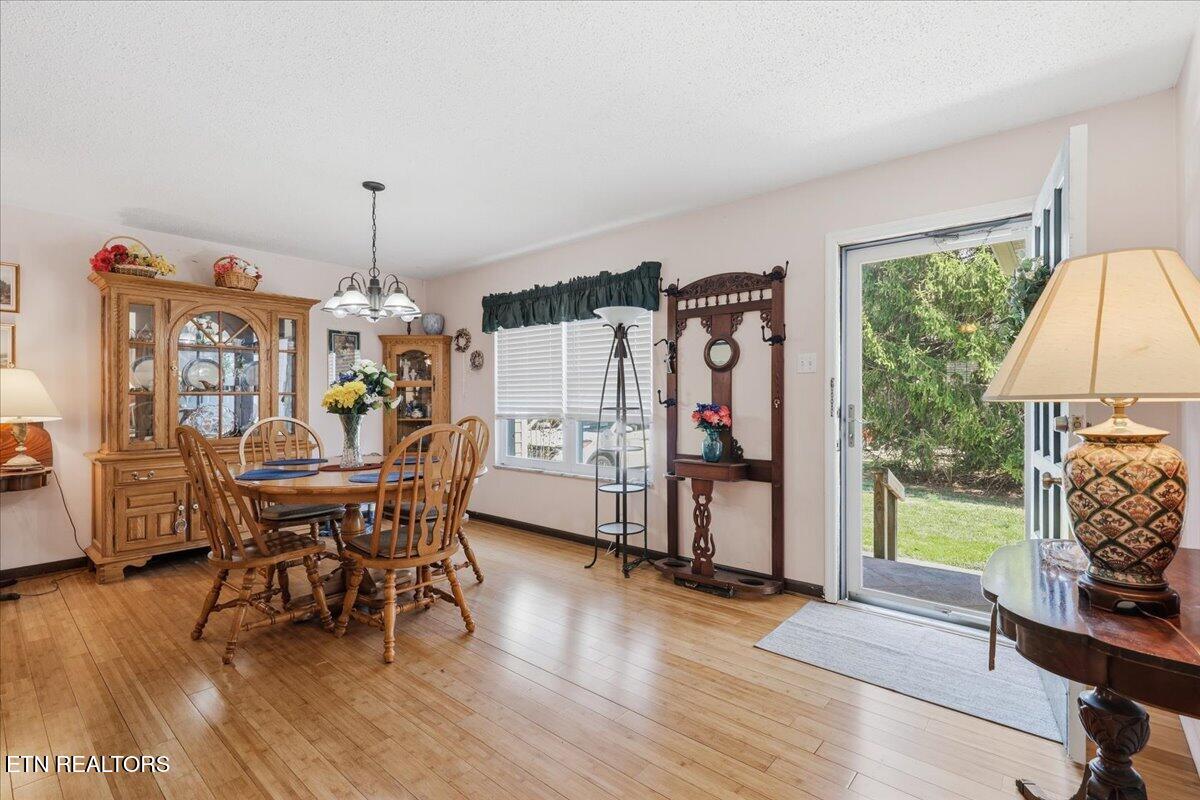 853 Walker Springs Road Knoxville, TN 37923 - Photo 6 of 47 Dining Room