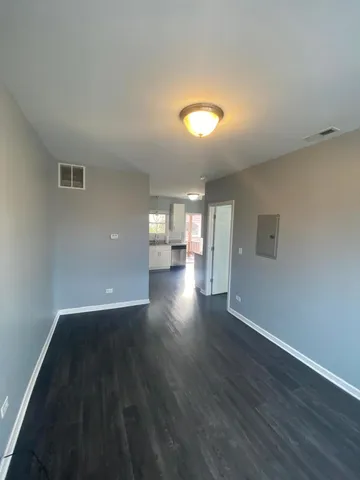 $1,850 | 1144 West Taylor Street, Unit 2R, Chicago, IL 60607