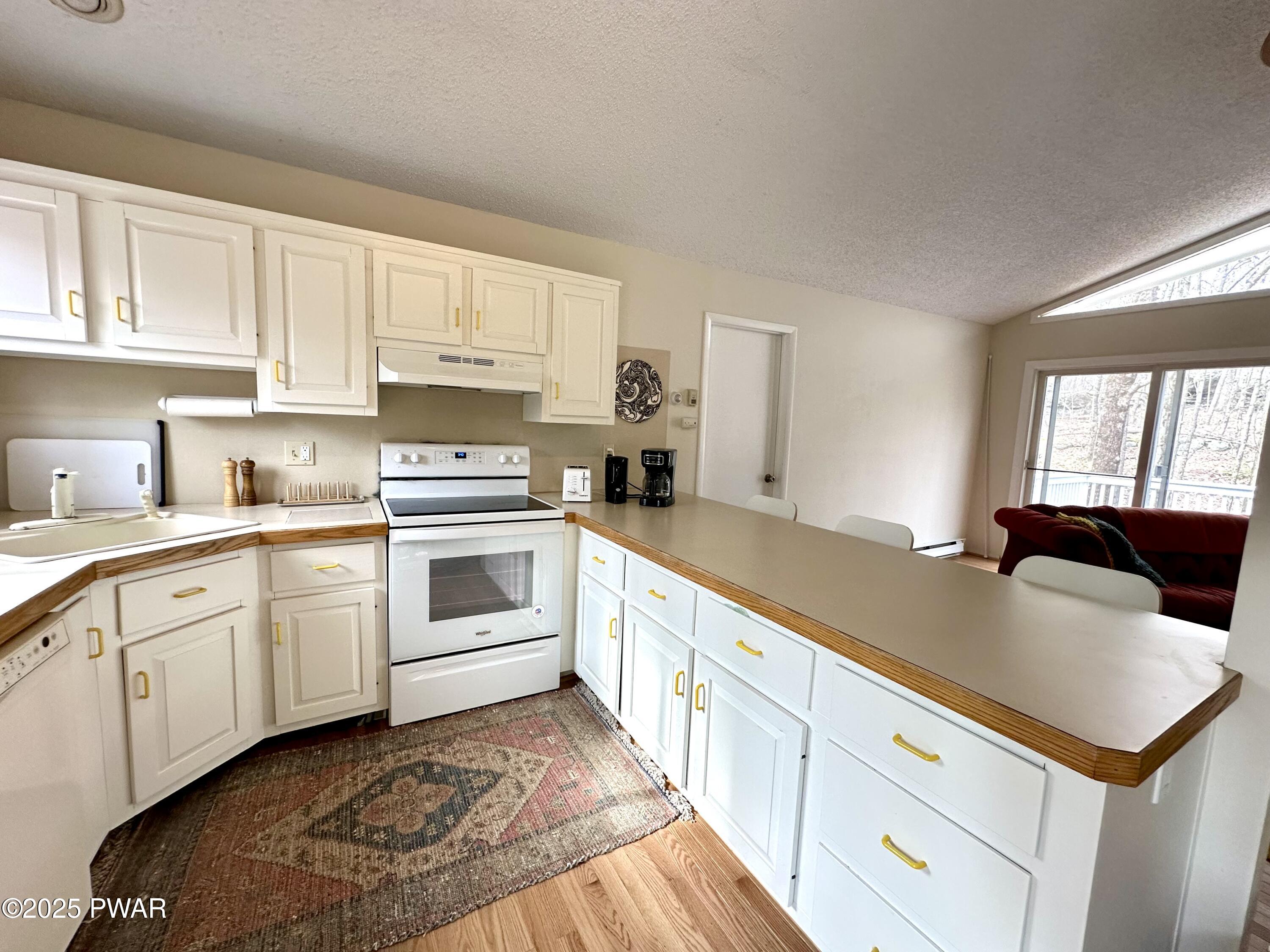 107 Ridgeway Drive Hawley, PA 18428 - Photo 6 of 27 Lots of Cabinet and Counter Space