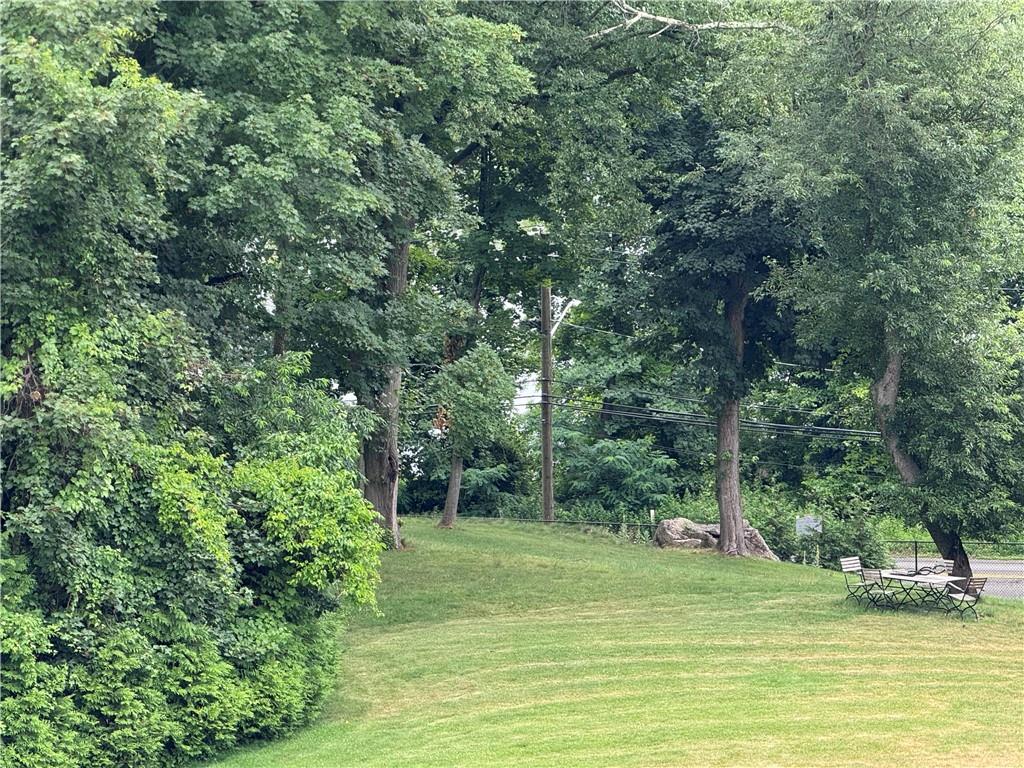 314 Mill Hill Road Nassau County, NY 11765 - Photo 21 of 23