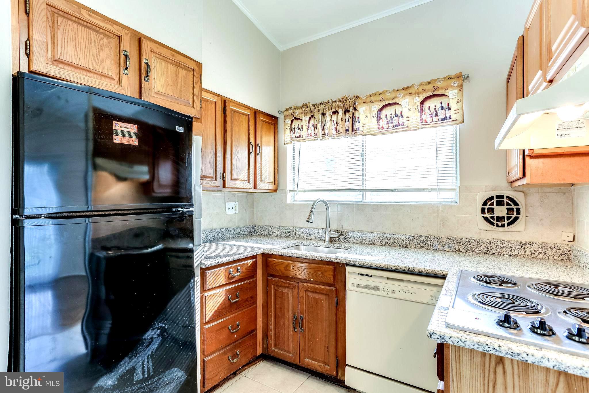 4729 Belle Forte Road Baltimore, MD 21208 - Photo 19 of 46 Kitchen