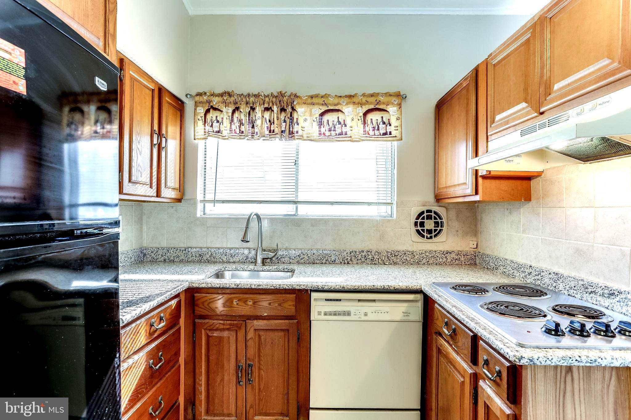 4729 Belle Forte Road Baltimore, MD 21208 - Photo 20 of 46 Kitchen
