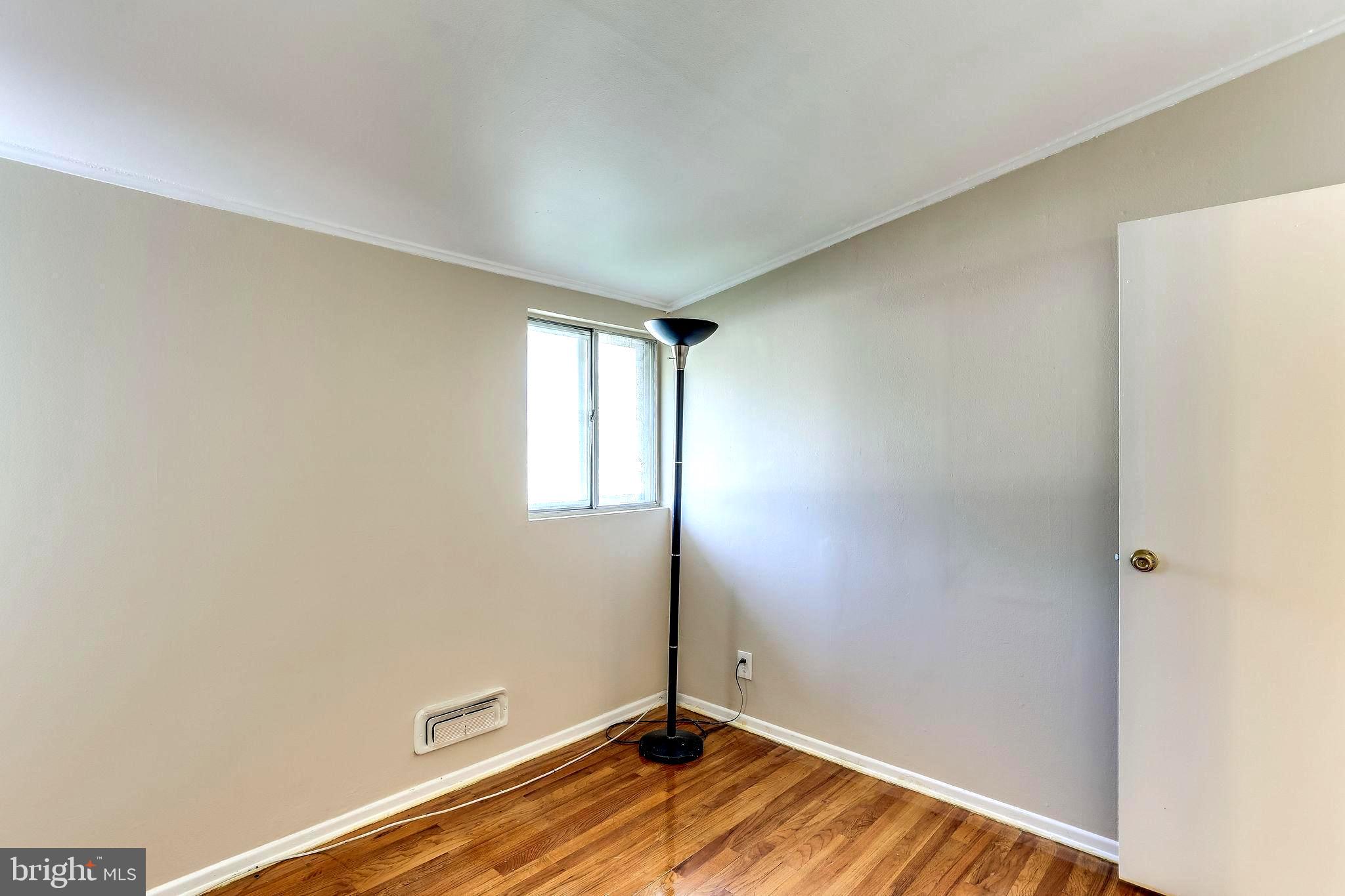 4729 Belle Forte Road Baltimore, MD 21208 - Photo 25 of 46 Bedroom with Hardwood & Vaulted Ceiling