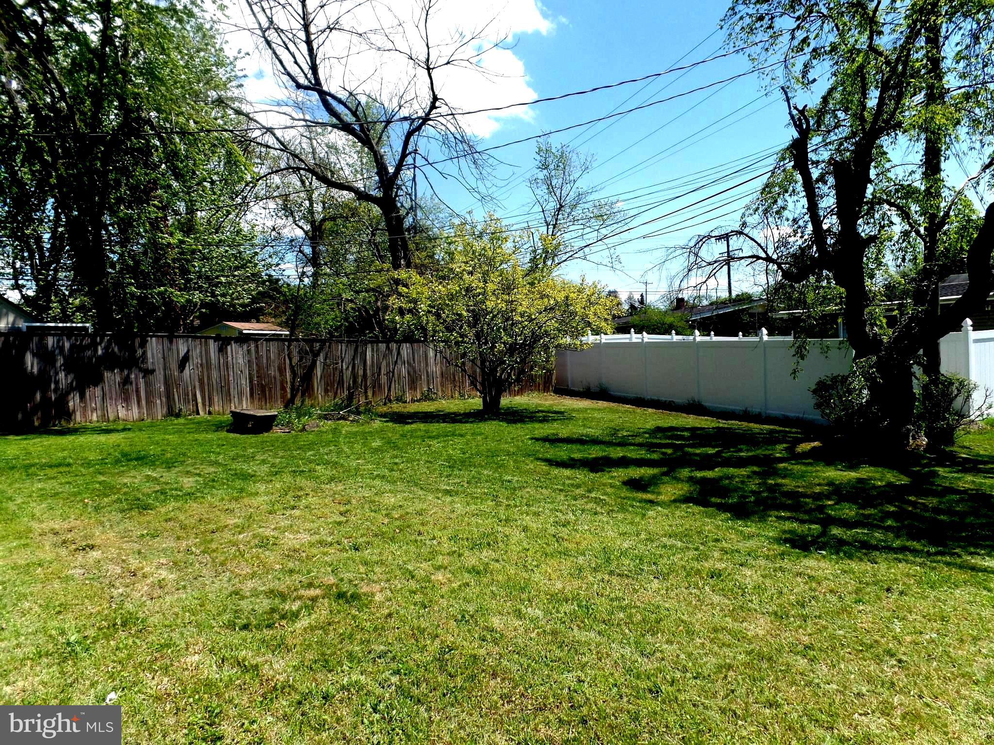 4729 Belle Forte Road Baltimore, MD 21208 - Photo 7 of 46 Level Back Yard