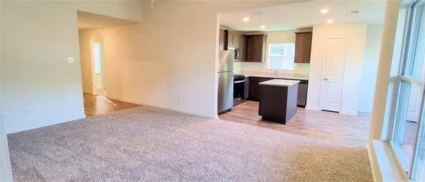 $1,900 | 2018 Pondera Street, Ponder, TX 76259