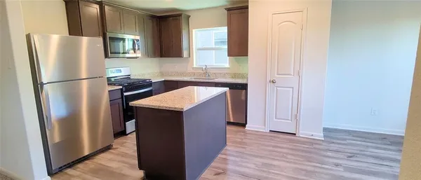 $1,900 | 2018 Pondera Street, Ponder, TX 76259