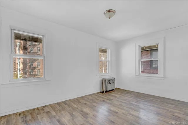 $519,900 | 22-17 Collier Avenue | Bayswater