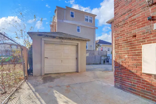 $519,900 | 22-17 Collier Avenue | Bayswater