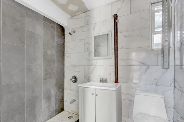 $519,900 | 22-17 Collier Avenue | Bayswater