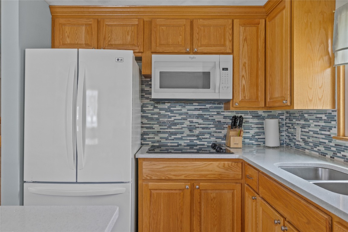 119 Pine Knoll Road Endicott, NY 13760 - Photo 13 of 38