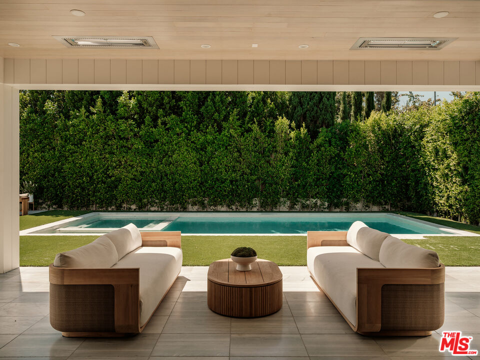 17228 Otsego Street Encino, CA 91316 - Photo 22 of 39