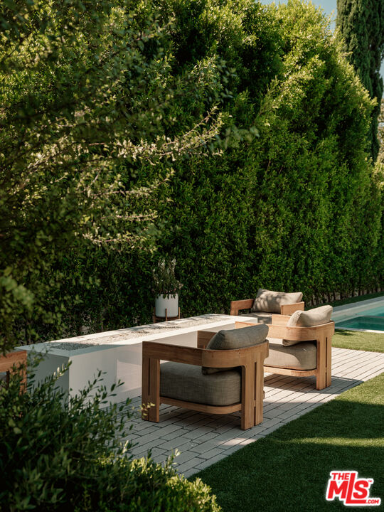 17228 Otsego Street Encino, CA 91316 - Photo 27 of 39