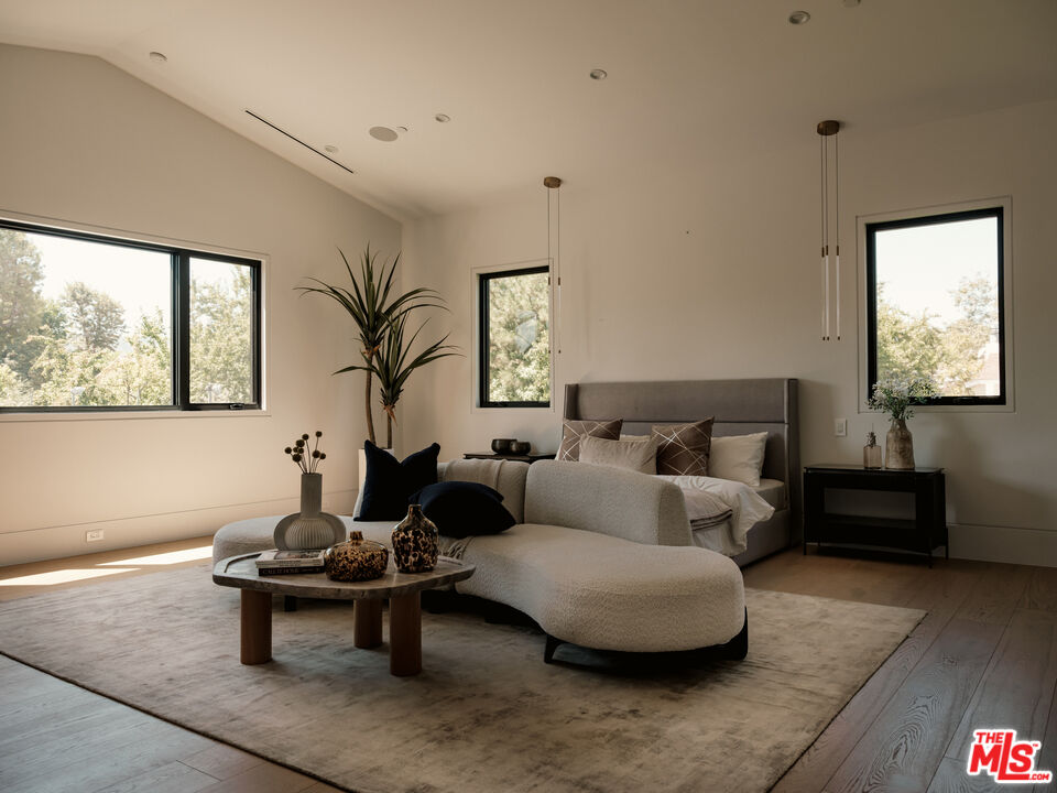 17228 Otsego Street Encino, CA 91316 - Photo 32 of 39