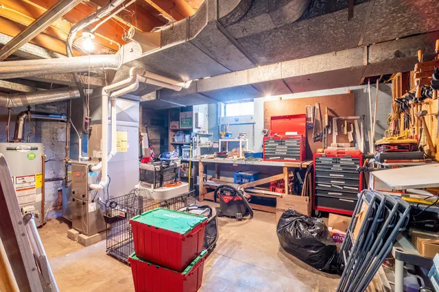 $304,900 | 3218 Eastbrook Drive, Fort Wayne, IN 46805