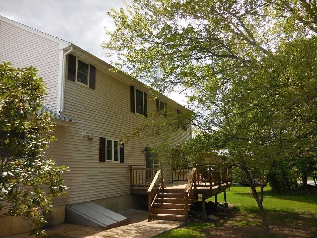 21 Minute Man Lane Lexington, MA 02421 - Photo 13 of 17 Gallery Image 13