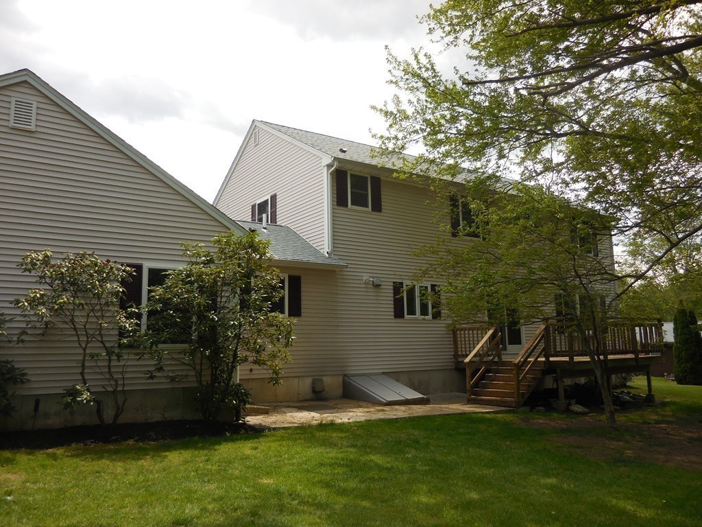 21 Minute Man Lane Lexington, MA 02421 - Photo 15 of 17 Gallery Image 15