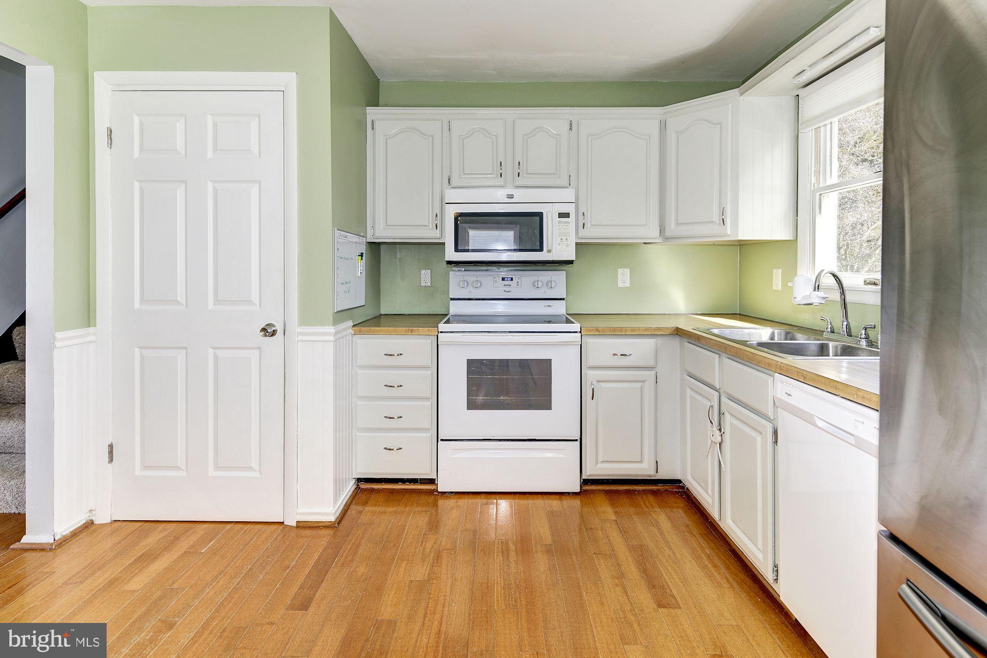 3461 Augusta Road Manchester, MD 21102 - Photo 8 of 28 Eat-In Kitchen