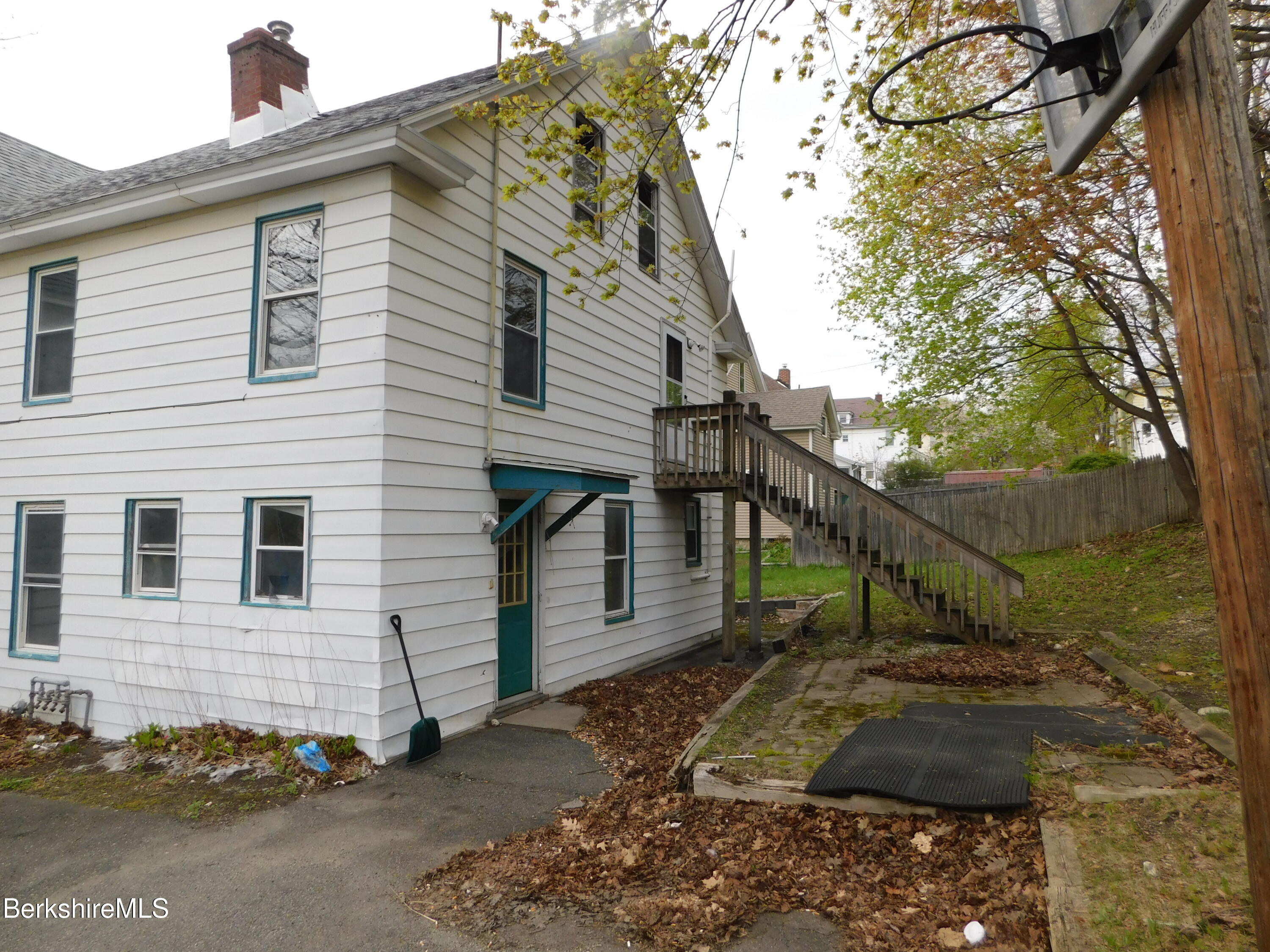 30 Lenox Avenue Pittsfield, MA 01201 - Photo 2 of 17 DSCN0177