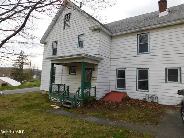 $129,900 | 30 Lenox Avenue, Pittsfield, MA 01201