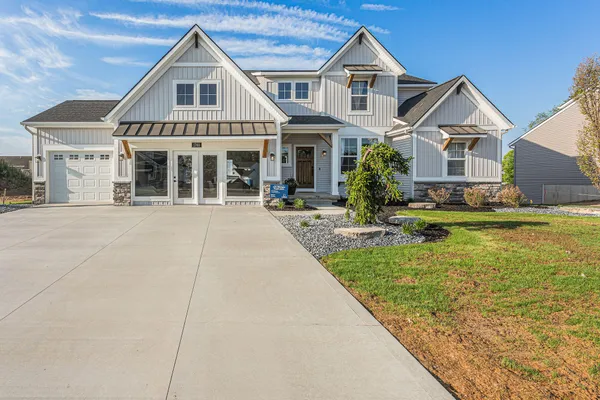 $889,900 | 1760 Julienne Court, Byron Center, MI 49315