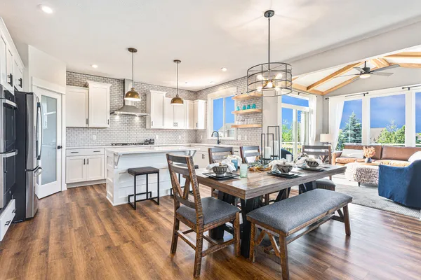 $889,900 | 1760 Julienne Court, Byron Center, MI 49315