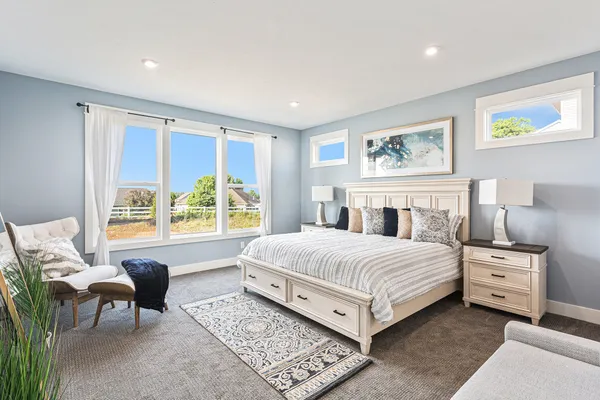 $889,900 | 1760 Julienne Court, Byron Center, MI 49315