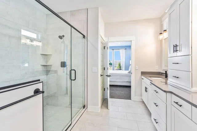 $889,900 | 1760 Julienne Court, Byron Center, MI 49315