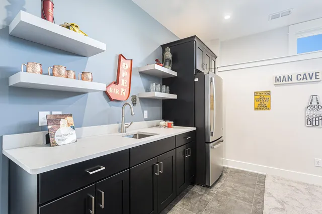 $889,900 | 1760 Julienne Court, Byron Center, MI 49315