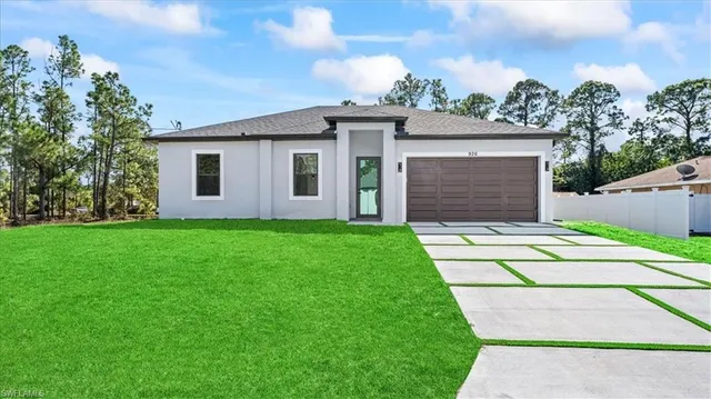 $289,999 | 926 Winters Street East, Lehigh Acres, FL 33974