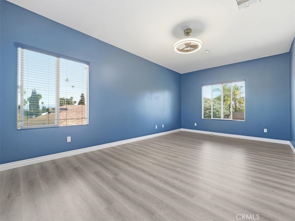 2947 Gilbert Avenue Corona, CA 92881 - Photo 31 of 60 a view of an empty room and window