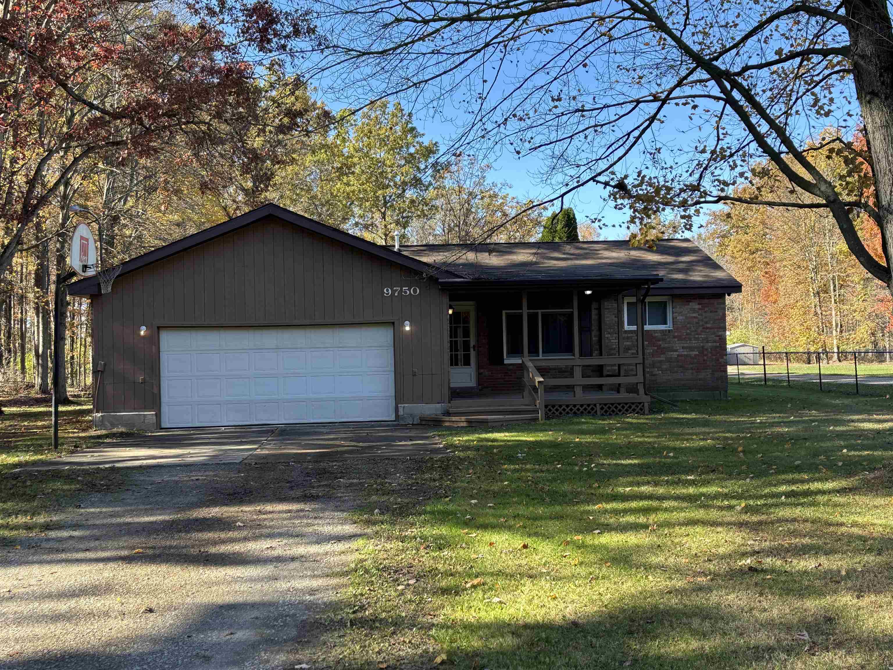 9750 Marshall Road Birch Run, MI 48415 - Photo 1 of 42 50193159-014679d5-743e-41f2-a93f-b9d26dfcb95e.JPG