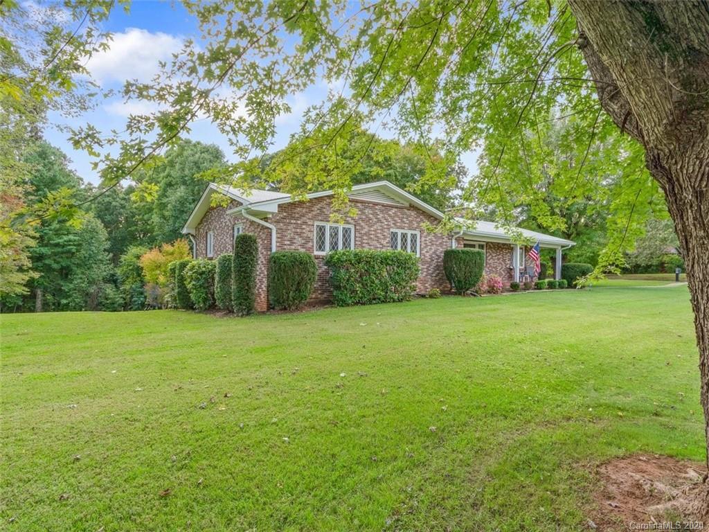 401 Asbury Road Candler, NC 28715 - Photo 2 of 23 Gallery Image 2