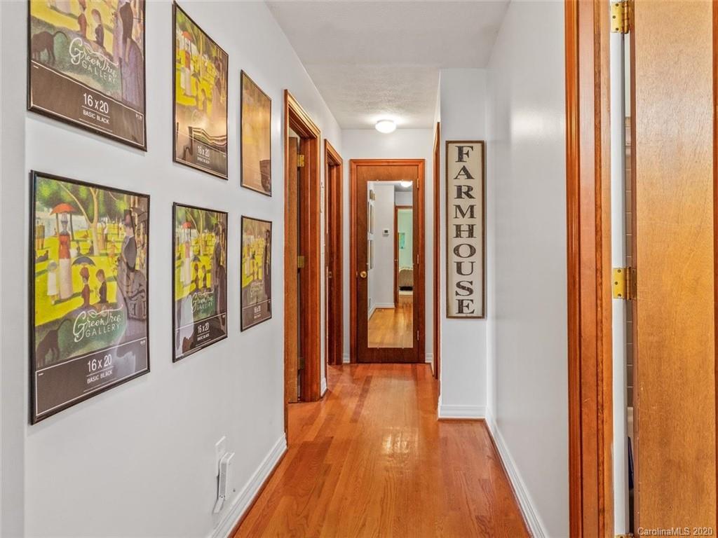 401 Asbury Road Candler, NC 28715 - Photo 17 of 23 Gallery Image 17