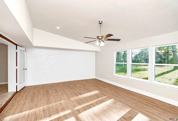 $345,000 | 6555 Landmor Drive, Greenwell Springs, LA 70739