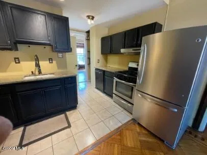 $1,975 | 356 Hamilton Street, Albany, NY 12210