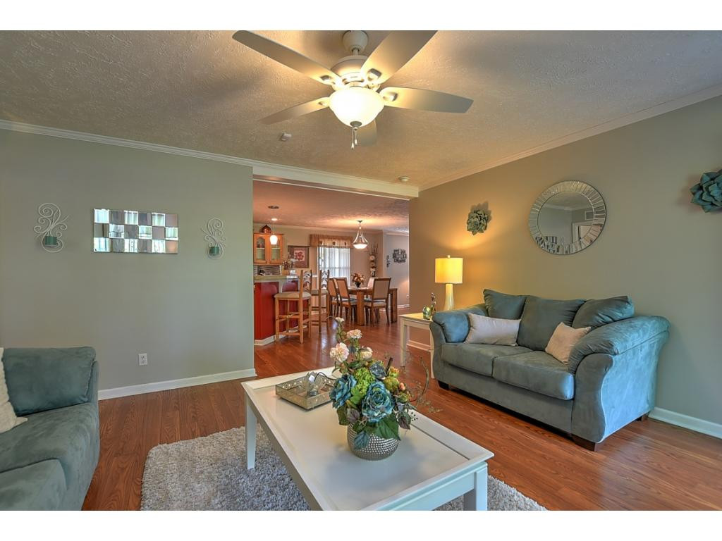161 Stockton Road Chuckey, TN 37641 - Photo 4 of 30 NEUTRAL COLOR PALETTE