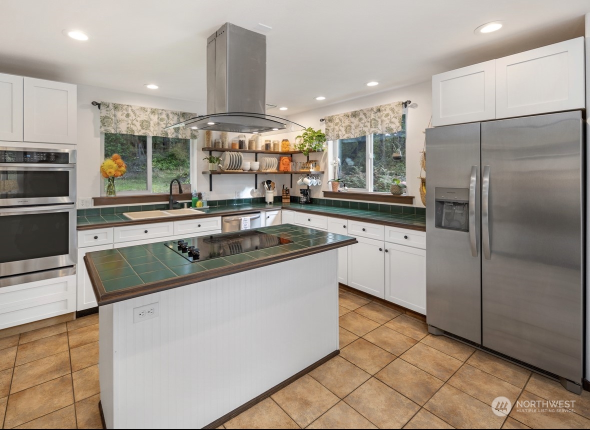 2334 Bailer Hill Road Friday Harbor, WA 98250 - Photo 12 of 30 Gallery Image 12