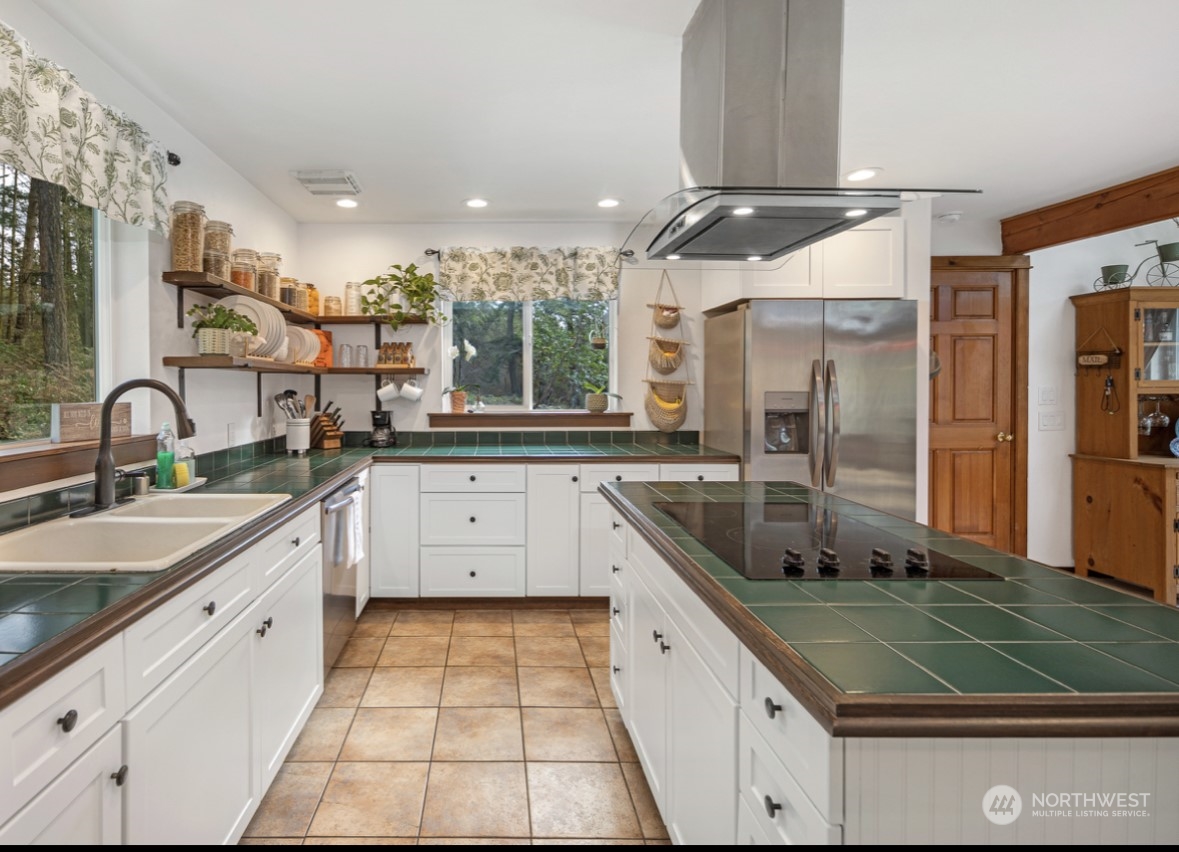 2334 Bailer Hill Road Friday Harbor, WA 98250 - Photo 13 of 30 Gallery Image 13