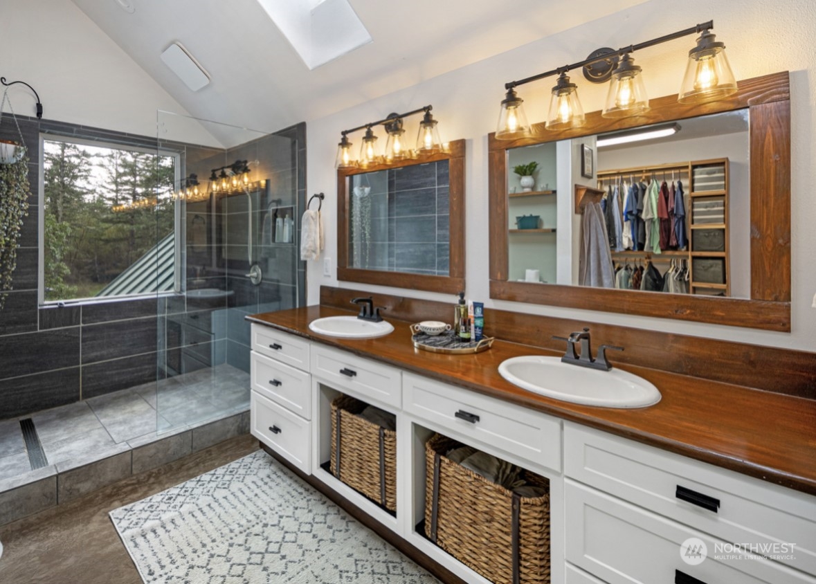 2334 Bailer Hill Road Friday Harbor, WA 98250 - Photo 19 of 30 Gallery Image 19