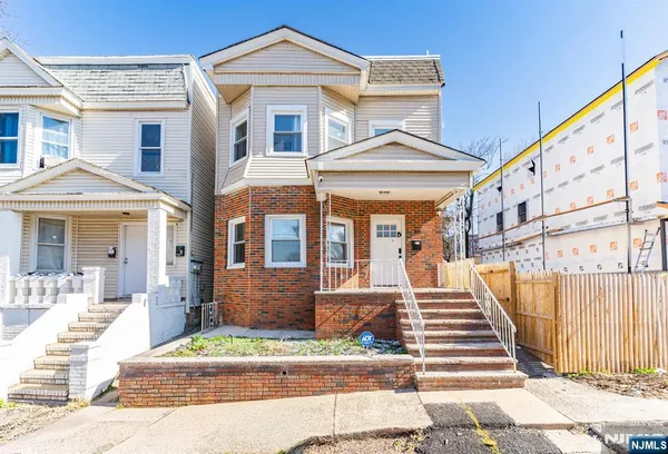$450,000 | 204 19th Avenue, Irvington, NJ 07111