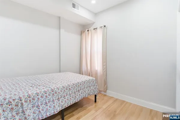 $450,000 | 204 19th Avenue, Irvington, NJ 07111