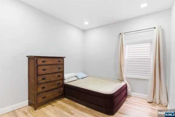$450,000 | 204 19th Avenue, Irvington, NJ 07111
