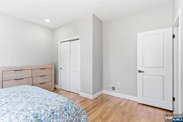 $450,000 | 204 19th Avenue, Irvington, NJ 07111