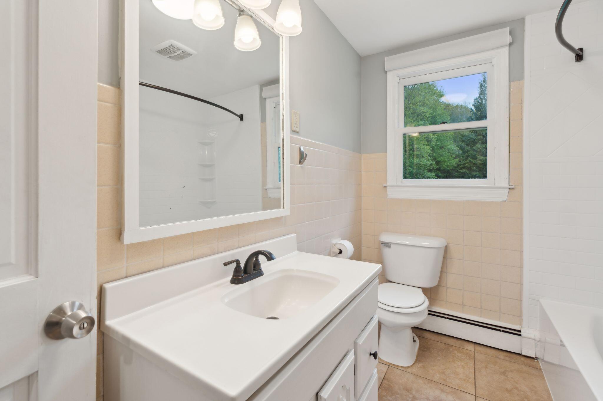 49 Straw Road Gorham, ME 04038 - Photo 23 of 53 44_DSC02147