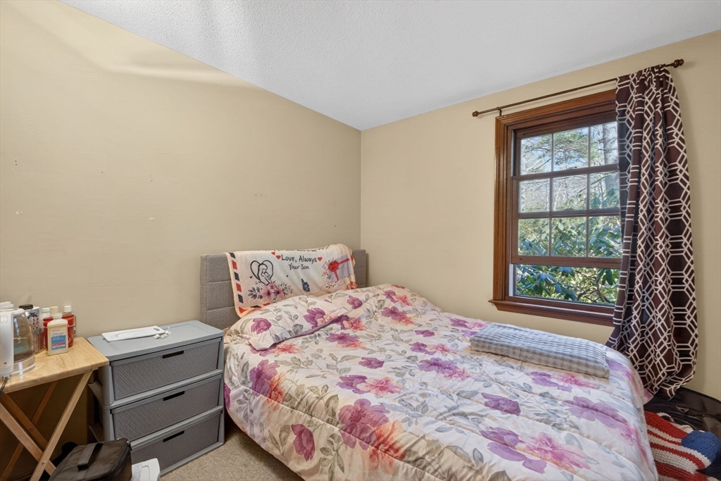 84 Fairview Avenue Rehoboth, MA 02769 - Photo 20 of 36