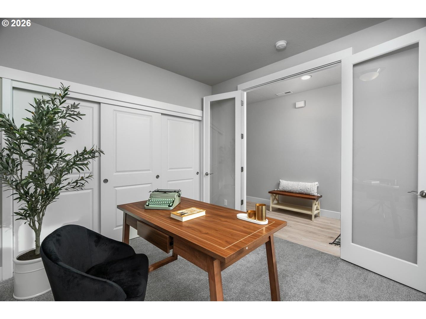 5489 North 91st Avenue Camas, WA 98607 - Photo 20 of 44 a living room with furniture and a potted plant