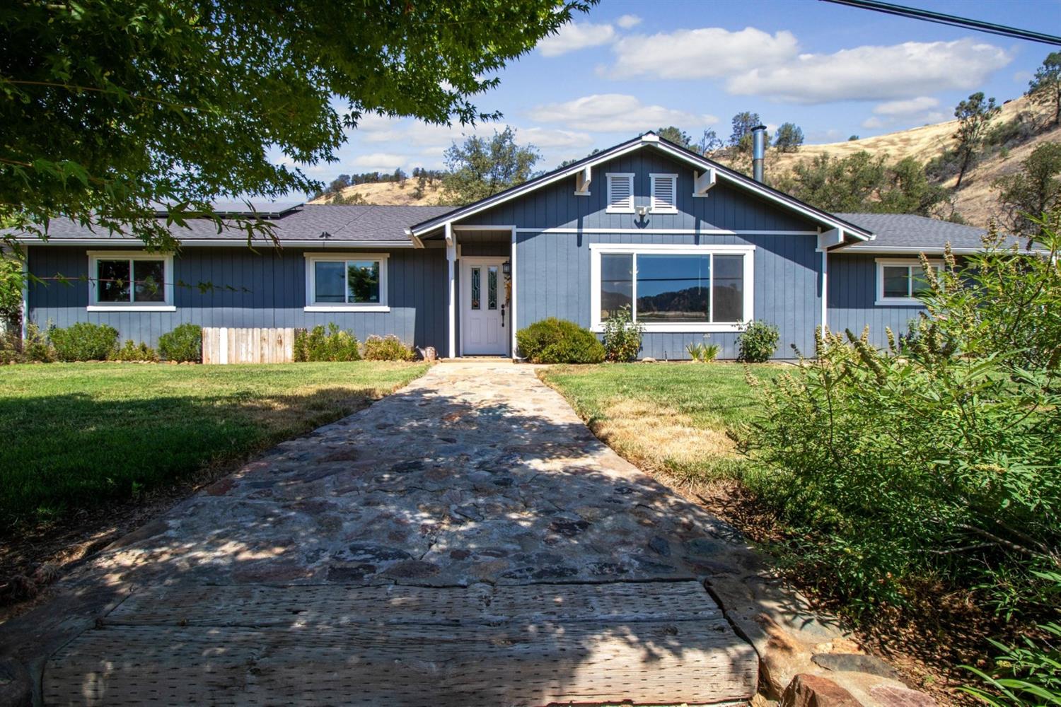 28658 Pittman Hill Road Clovis, CA 93619 - Photo 2 of 36